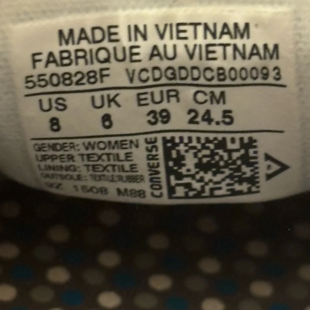 Converse preowned well